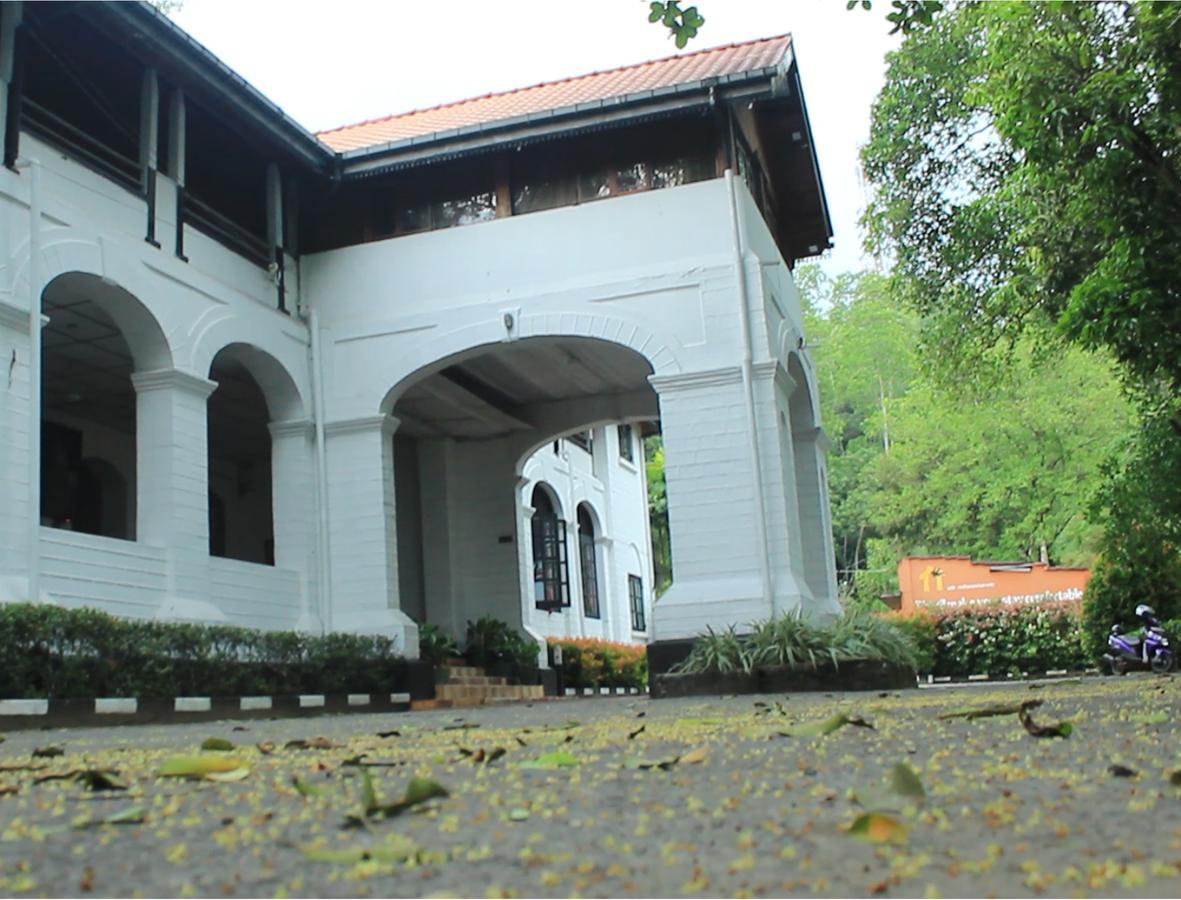 Hotel Ratnapura Rest House Exterior foto