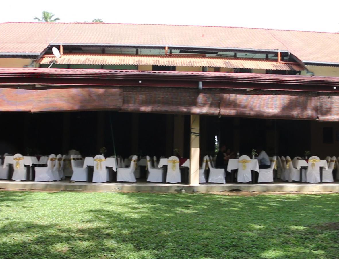 Hotel Ratnapura Rest House Exterior foto