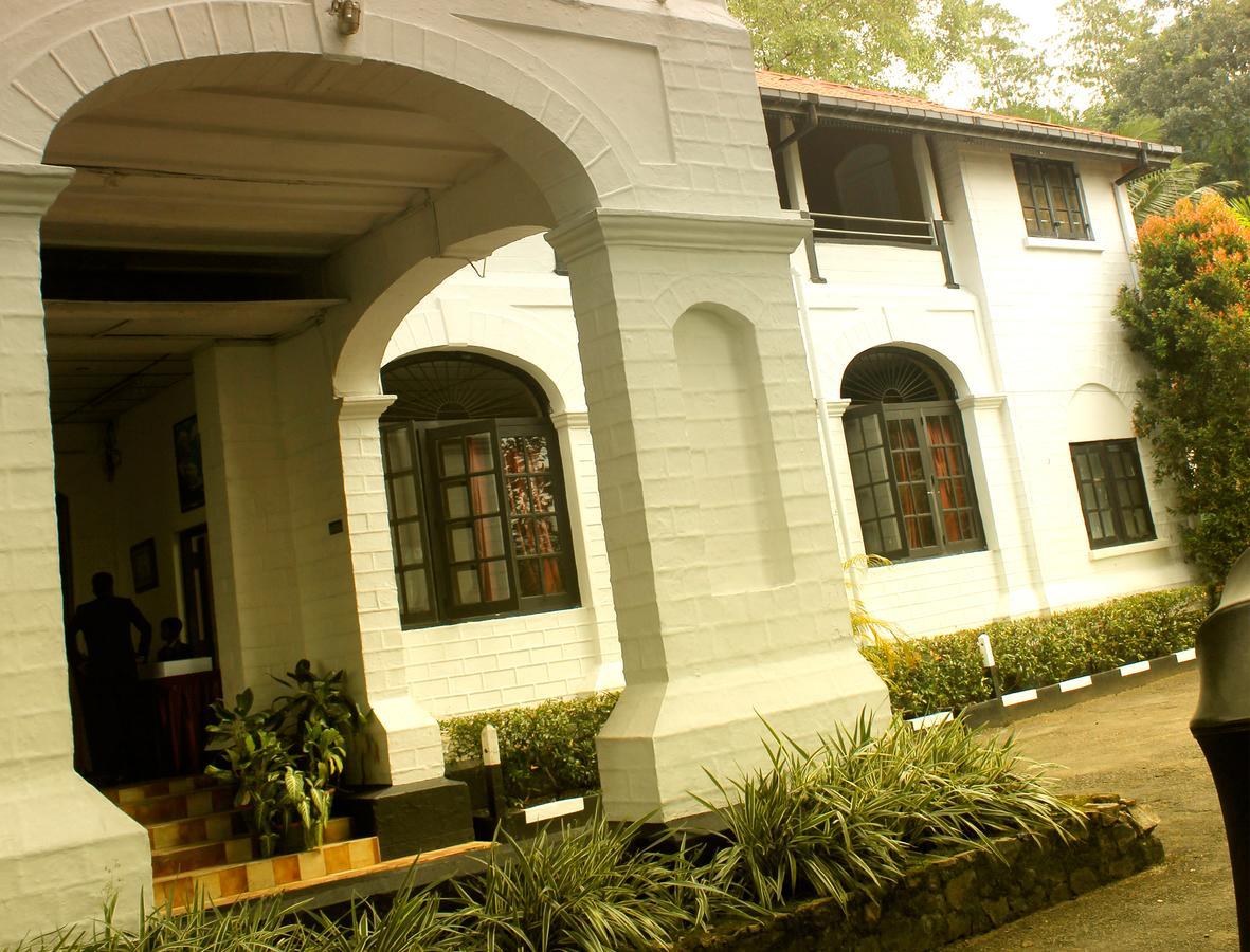 Hotel Ratnapura Rest House Exterior foto